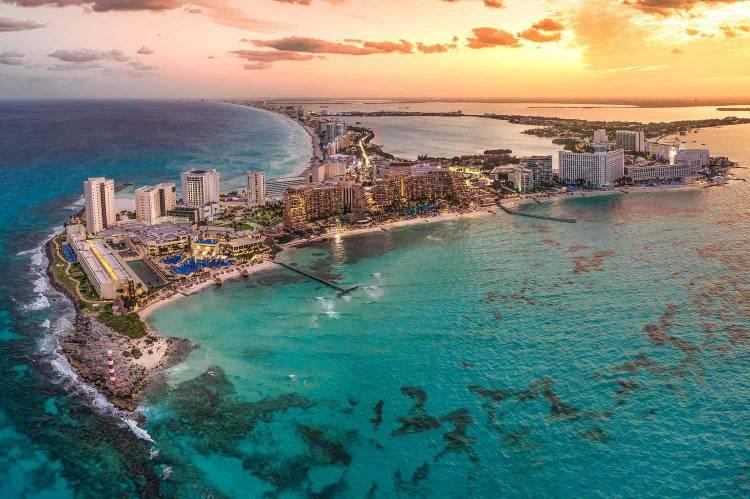 <p>9- Cancun, Meksika</p>
