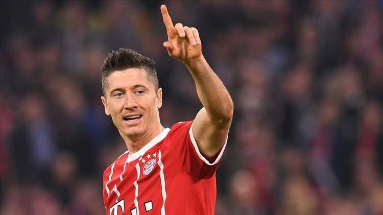 <p><strong>52- Robert Lewandowski</strong></p>
