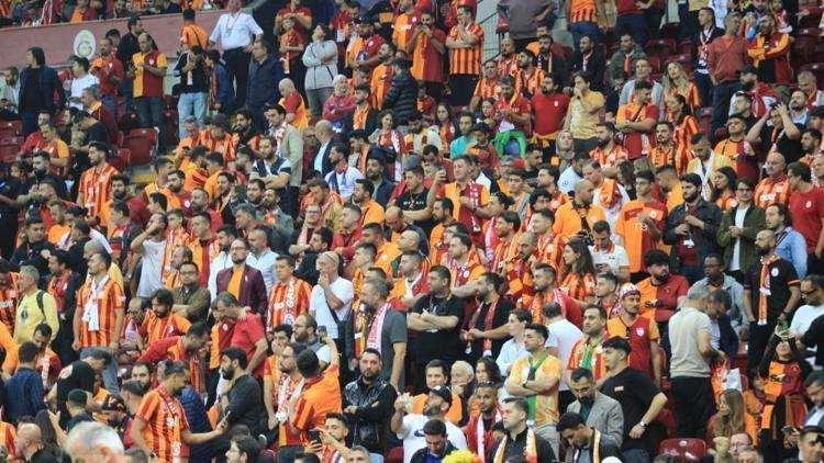 <p>Galatasaray'ın bu mücadele öncesi satışa sunulan tüm biletleri tükendi.</p>
