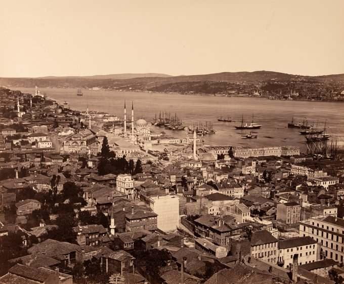 <p>Galata Kulesi'nden Tophane ve Boğaz manzarası.</p>