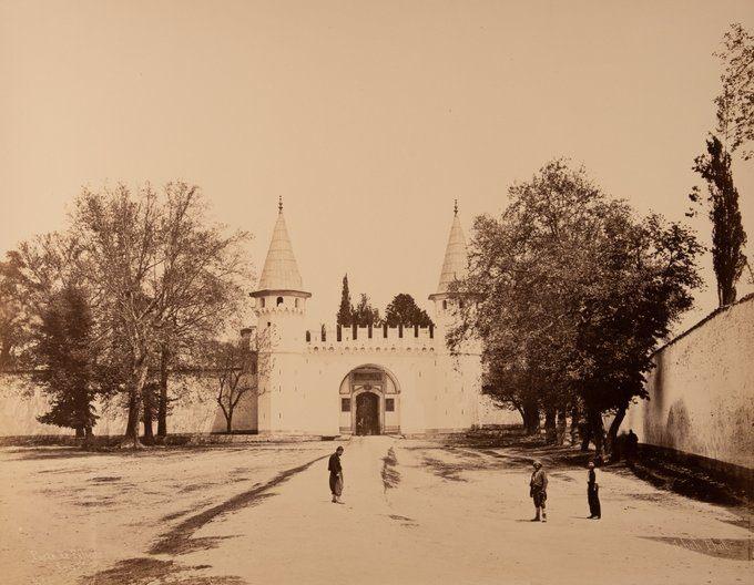<p>Bâb-ü's Selâm, Topkapı Sarayı.</p>
