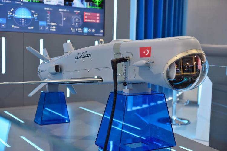 <p>KEMANKEŞ, KIZILELMA ve TB-2 gibi Baykar çözümlerine kıyasla manşetlerde nispeten geri planda kalsa da bu satırların yazarının en çok kıymet verdiği kategorik çözümlerden biridir. </p>
