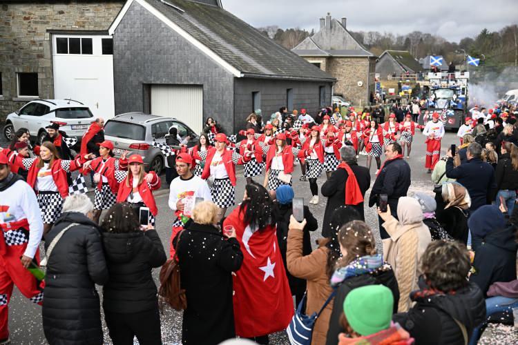 <p>Ülke genelinde şubat ayında düzenlenen geleneksel karnaval, bu köyde farklı bir coşkuyla kutlanıyor.</p>
<p> </p>