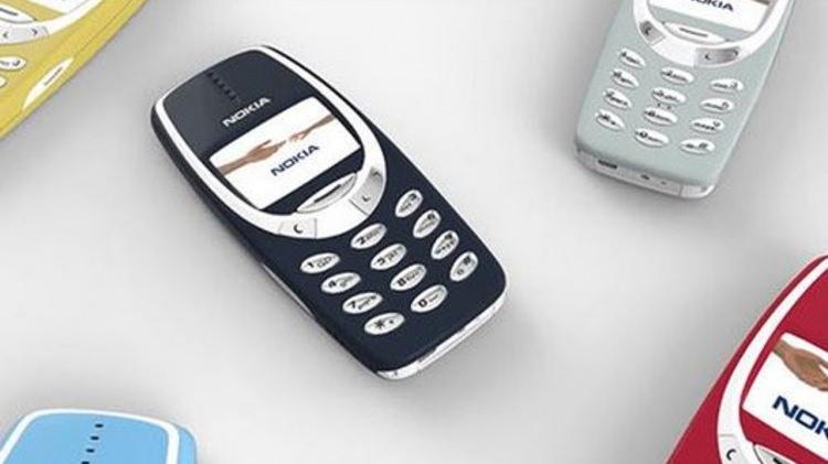 <p><span style="color:#B22222"><strong>30 DOLARLIK BİR NOKİA TELEFONU SATIN ALDI</strong></span></p>
<p> </p>
<p>Bu yüzden telefonum bozulduğunda, tamir ettirmek için acele etmek yerine bu hissi görmezden gelmemeye karar verdim.</p>
<p> </p>
<p><strong>Bozuk telefonumu çekmeceye koydum ve 30 dolarlık bir Nokia aldım.</strong></p>