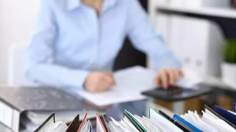 <p>Bu sektörlerde çalışmak isteyenlerin ise güçlü bir özgeçmişe sahip olması gerekiyor. </p>
