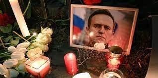 <p>Navalni’nin cansız bedeninin ise nerede olduğuna dair belirsizlik sürüyor. </p>
