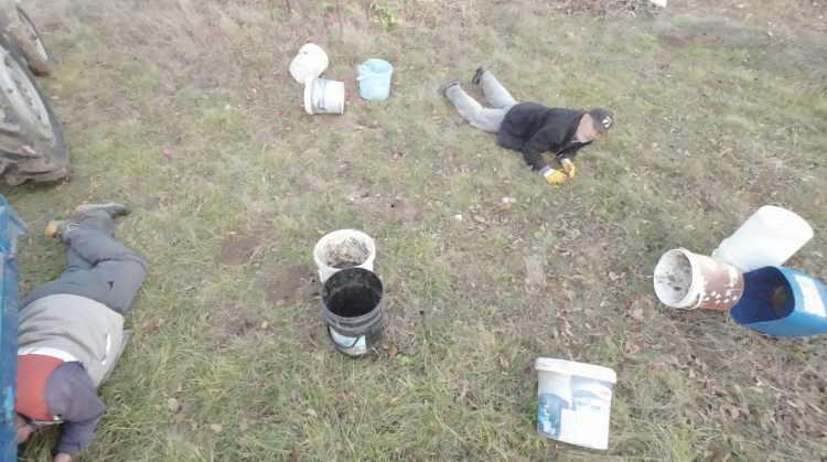 <p>Dron aldığını bilmeyen babasına, ‘Dron saldırıları oluyor ve ilk köylerden başlıyorlar.</p>