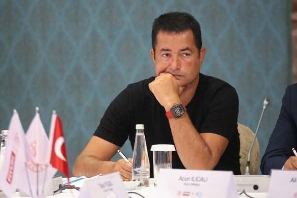<p><strong>İsviçreli şirket, kanalın daha da geliştirilmesi amacıyla bu adımı attığını açıklamıştı.</strong></p>
<p> </p>