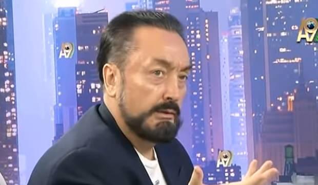 <p>Daha önce 8 bin 658 yıl hapis cezasına çarptırılan Adnan Oktar için yeni iddianamede 2 bin 758 yıl 6 ay hapis cezası isteniyor.</p>
<p> </p>