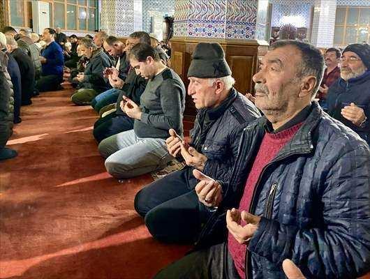 <p><strong>KIRŞEHİR</strong></p>
<p>Kırşehir’de Berat Kandili dolayısıyla Cacabey Medresesi'nde program düzenlendi.</p>
<p> </p>