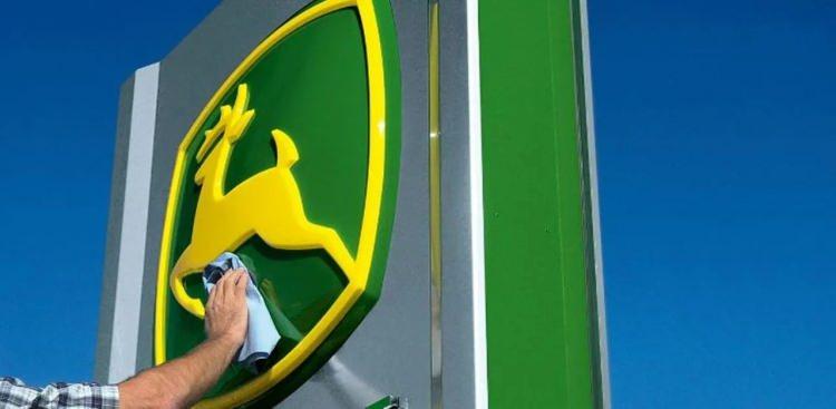 <p>6- Deere</p>
