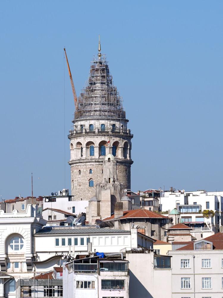 <p>Tüm uygulamalar, kuş yuvaları ve ebabil kuşlarının göç mevsimi gözetilerek gerçekleştirilecek.</p>