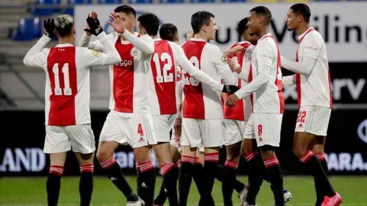 <p><strong>5- AJAX</strong></p>
