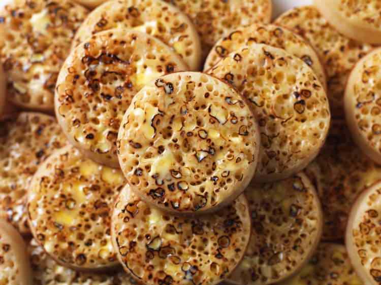 <p>Crumpet, Birleşik Krallık<br />
 </p>

