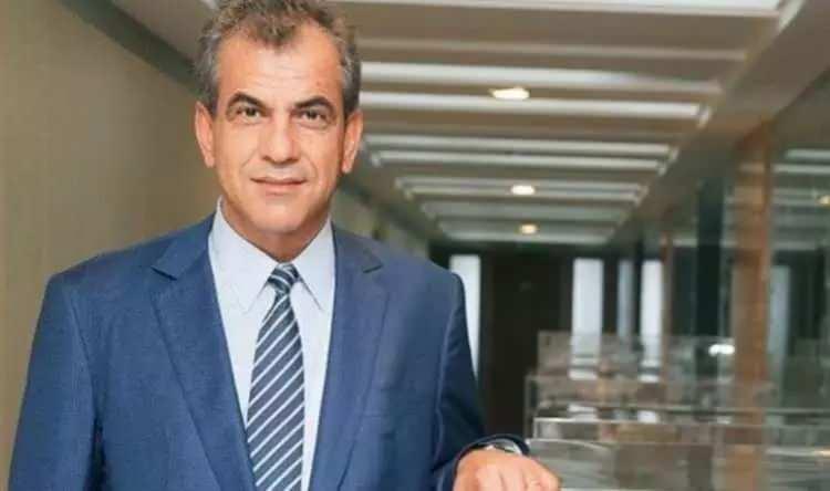 <p>4. İbrahim Erdemoğlu (3 milyar dolar)</p>
<p> </p>