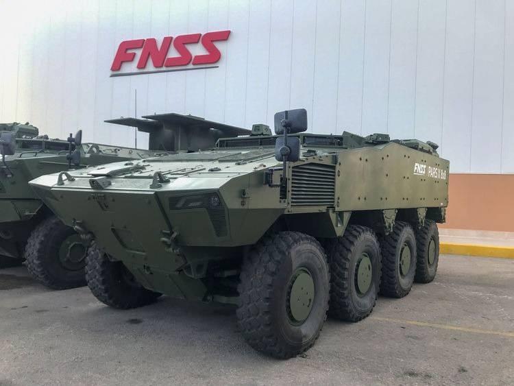<p><strong>''Sınıfında yeni jenerasyon olarak kabul edilen Pars fuarın gözdelerinden oldu''</strong> ifadesiyle yayın organında tanıtımı yapılan milli savaş aracına ilişkin şu detaylara yer verildi:</p>
