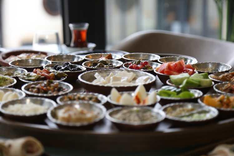 <p>Tasteatlas dünyanın en iyi yeme içme şehirlerini seçti. </p>
