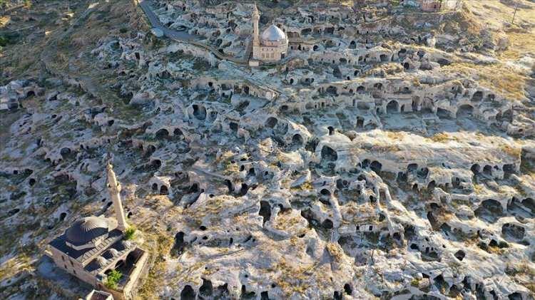 <p><strong>43- Nevşehir</strong></p>

<p>100.01</p>
