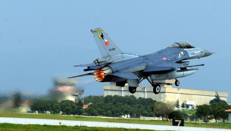 <p>F-16 SAVAS UCAGI. (ANADOLU AJANSI - EVRIM AYDIN) (20100422)</p>