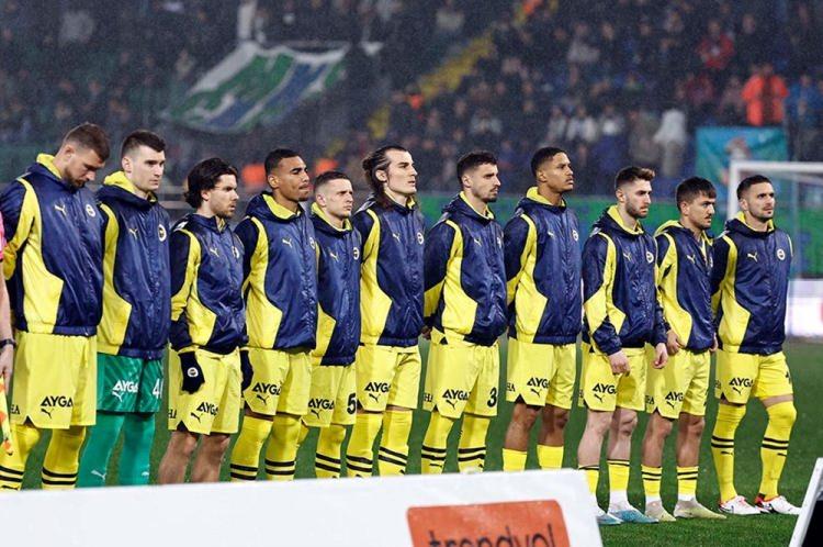 <p>1- Fenerbahçe / -271 milyon euro</p>