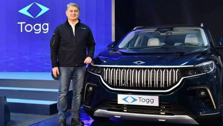 <p>TOGG Üst Yöneticisi (CEO) Gürcan Karakaş, Türkiye'nin yerli otomobili Togg’da 2030 yılına kadar kaç farklı modelde kaç tane  araç üretmeyi hedeflediklerini belirtti.</p>
