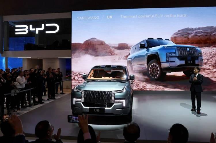 <p>BYD YANGWANG U8</p>

<p> </p>
