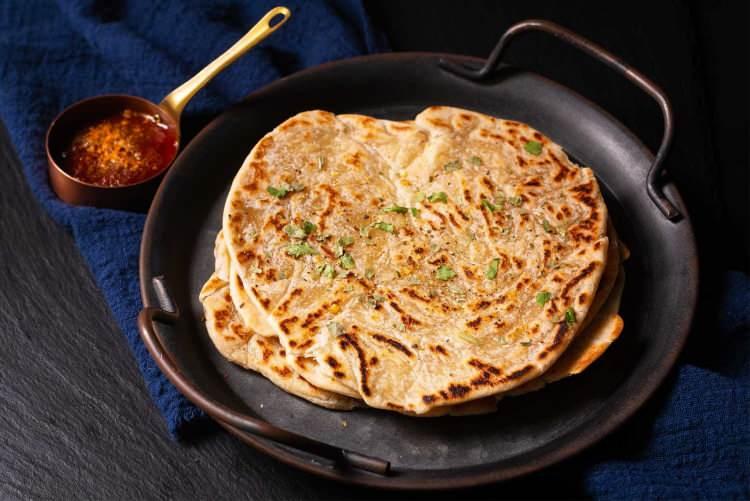 <p><strong>12 - PARATHA / HİNDİSTAN</strong></p>
<p> </p>