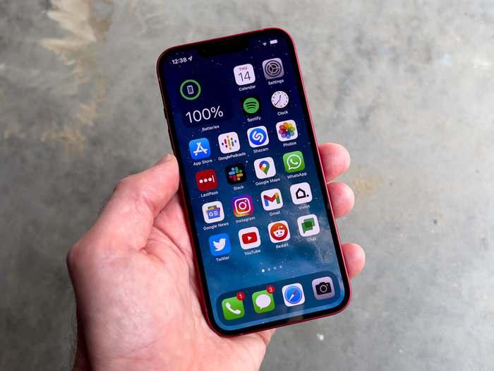 <p><strong>İPHONE 13</strong></p>
