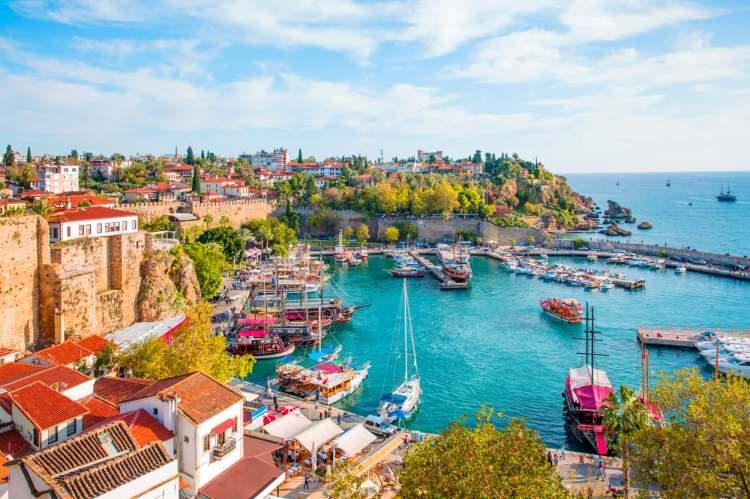 <p><strong>ANTALYA</strong></p>

<p><strong>48173 kişi</strong></p>

<p> </p>
