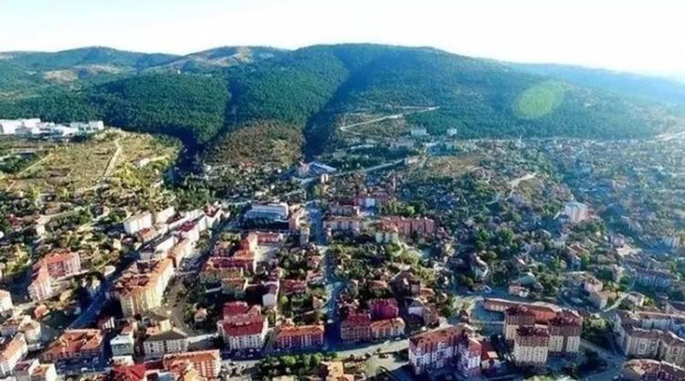 <p><strong>YOZGAT</strong></p>

<p><strong>150308 kişi</strong></p>

<p> </p>

