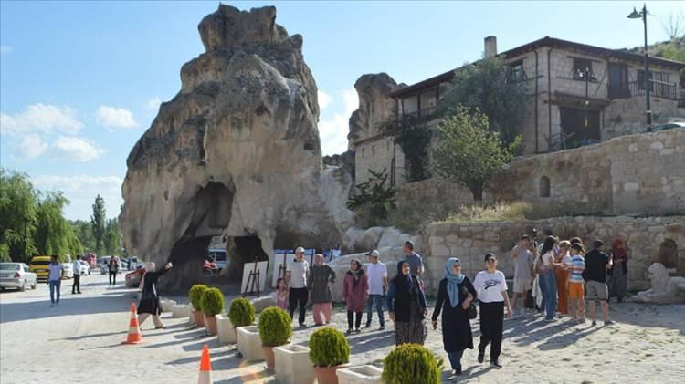<p>2 - Afyonkarahisar</p>
<p> </p>
