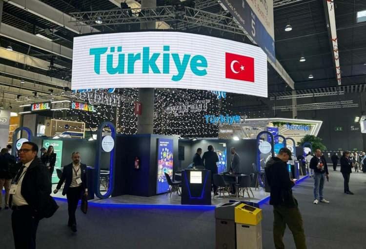 <p><strong><span style="color:#B22222">MWC 2024'TE TÜRK İZİ</span></strong></p>
