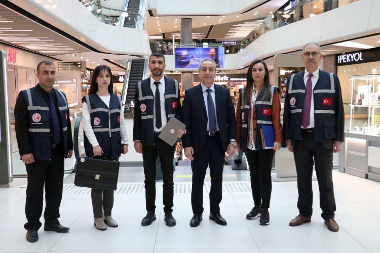 <p>Tan, resen ve şikayet üzerine denetim yaptıklarını belirterek, sözlerine şöyle devam etti:</p>