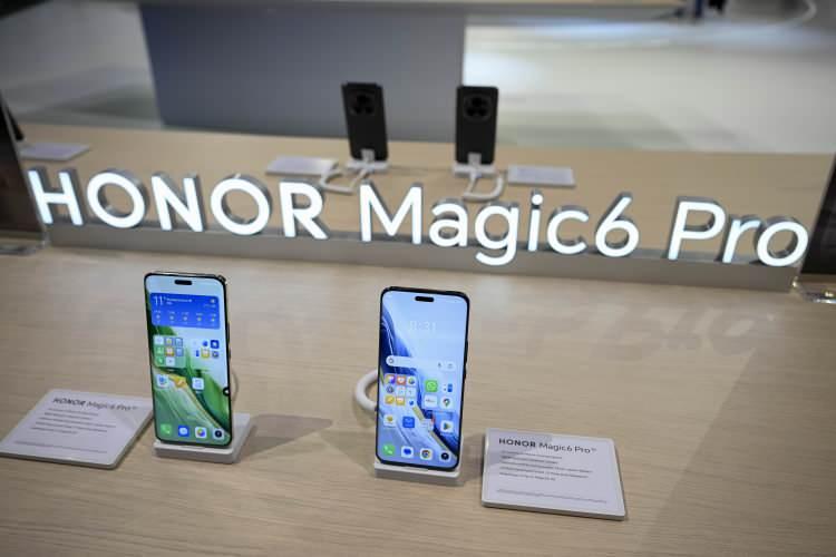 <p><span style="color:#B22222"><strong>HONOR MAGİC 6 PRO</strong></span></p>