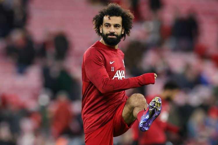 <p><strong>100 MİLYON STERLİN TALEP EDİLECEK</strong></p>
<p>Liverpool, Salah'ı kadrosuna katmak isteyen Suudi Arabistan ekiplerinden 100 milyon sterlin talep edecek.</p>
<p> </p>