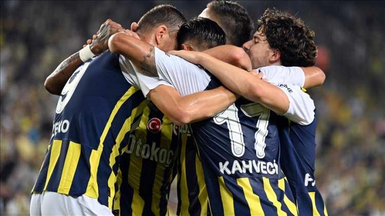 <p>1- FENERBAHÇE - 9 GOL - 14 PENALTI</p>
<p> </p>
