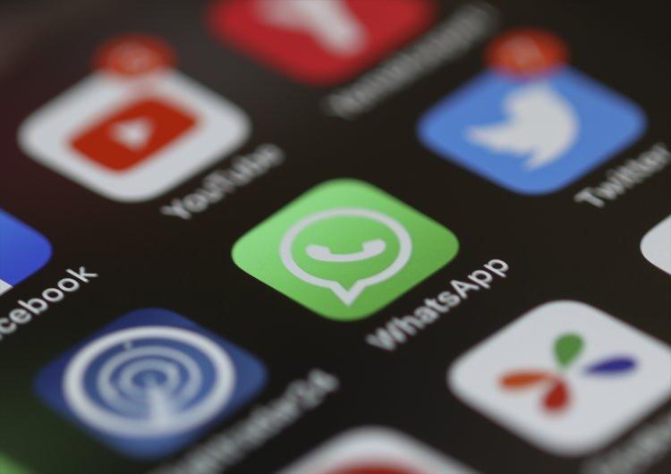 <p>WhatsApp kullananların ne konuştuğuna, kime ne söz söylediğine daha fazla dikkat etmesi gerekecek. Çünkü mesajlaşma platformu WhatsApp'ta yapılan yazışmalar delil kabul edildi.</p>
