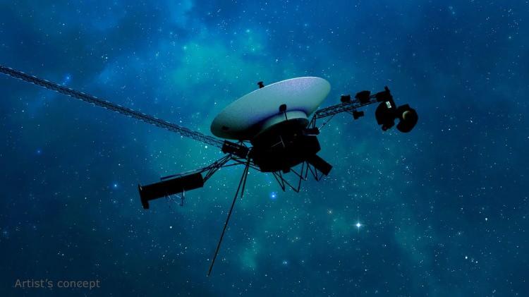 <p>NPR'ye göre gökbilimci Stella Ocker, Voyager 1'in önemli bilimsel verileri kaybetmesine neden olan aksilikten üzüntü duyuyor.</p>
