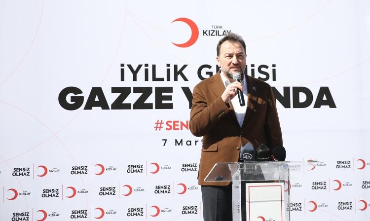 <p><span style="color:#B22222"><strong>KAVLİ VE FİİLİ DUA</strong></span></p>
<p> </p>
<p>MÜSİAD Genel Başkanı Mahmut Asmalı<strong> "İyiliği çoğaltmamız lazım. Orada gerçekten çok büyük bir trajedi yaşanıyor. Orayı dualarımızda unutmuyoruz. Oradaki kardeşlerimize fiili destek mahiyetinde şu an gıda gidiyor. Yarın belki barış, ateşkes sağlanır, huzur gelir. Ondan sonra da oranın inşası noktasında da yardımlarımızı devam ettirelim."</strong> diye konuştu.<strong></strong></p>