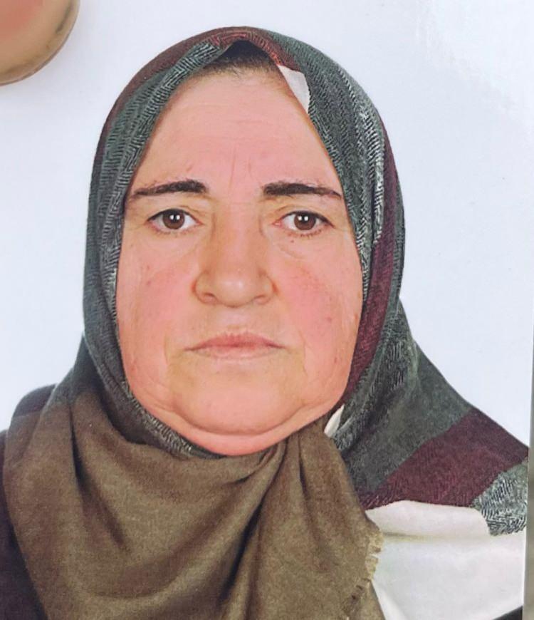 <p>İhbar üzerine olay yerine itfaiye, sağlık ve polis ekipleri sevk edildi. Olay yerine gelen itfaiye ekipleri, otomobil içerisinde sıkışan sürücü Soner Kurt'u kurtararak sağlık ekiplerine teslim etti. Sağlık ekipleri yaralıyı ilk müdahalenin ardından ambulansla hastaneye kaldırdı.</p>