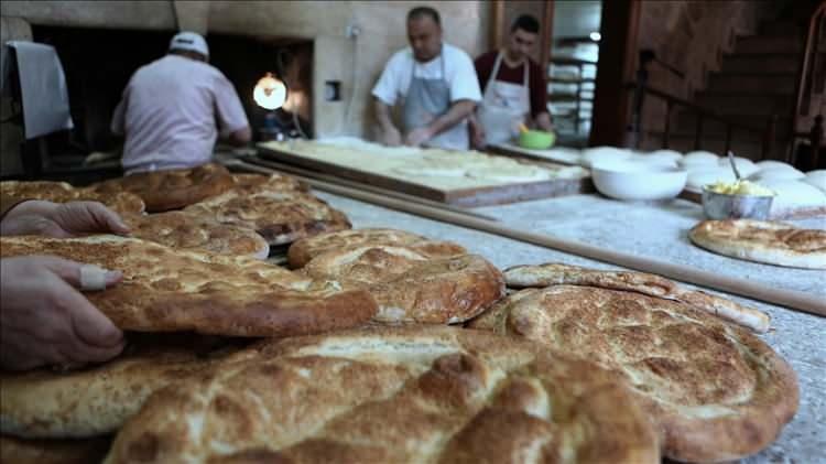 <p>Hakkari</p>
<p>Sahur/ İmsak saati: 04.55</p>
<p>Akşam/ İftar saati: 18.15</p>
<p>Hatay</p>
<p>Sahur/ İmsak saati: 05.26</p>
<p>Akşam/ İftar saati: 18.46</p>
<p>Iğdır</p>
<p>Sahur/ İmsak saati: 04.52</p>
<p>Akşam/ İftar saati: 18.13</p>