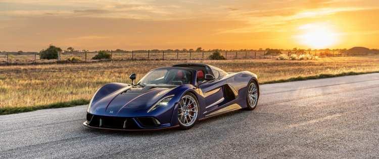 <p>Hennessey Venom F5 Roadster</p>

<p>3 milyon dolar</p>
