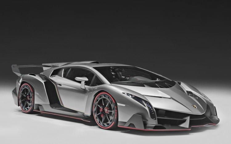 <p>Lamborghini Veneno</p>
<p>4,5 milyon dolar</p>