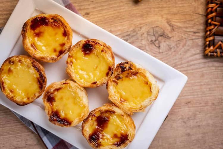 <p><strong>3 - PASTEL DE BELÉM / PORTEKİZ</strong></p>
<p>Yumurtalı muhallebi tartıdır ve ünlü pastel de nata'nın öncüsüdür. </p>
<p> </p>