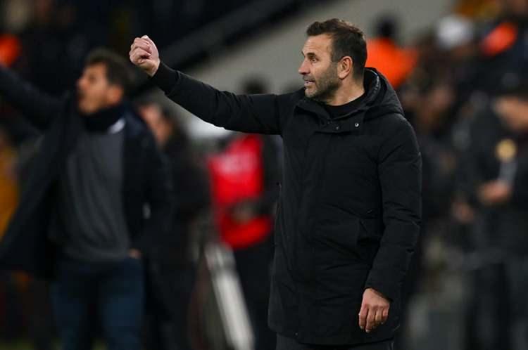 <p><strong>SÜPER LİG'DE REKORLARINI GELİŞTİRDİ</strong><br />
<br />
Okan Buruk ayrıca, Süper Lig’de birçok yeni rekorun yeni sahibi oldu ve kendi rekorlarını da geliştirdi.</p>