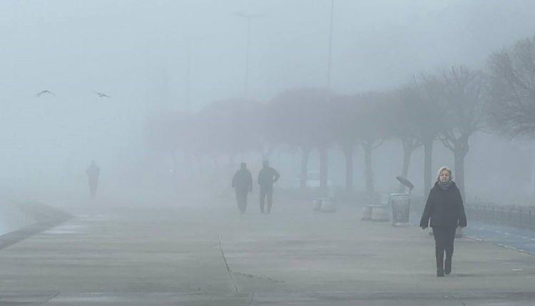 <p>İstanbul Büyükşehir Belediyesi trafik uygulamasına göre kent genelindeki trafik yoğunluğu saat 08.00 itibarıyla yüzde 1 olarak ölçüldü.</p>
