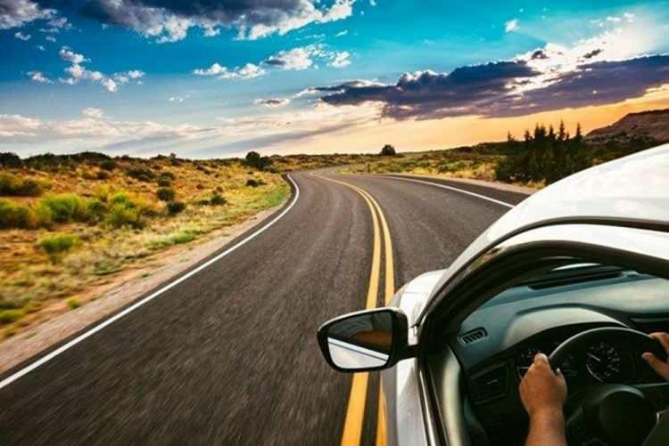 <p><strong>Şubat ayında SUV satışlarında ilk 5 ise şöyle; </strong></p>
<p><strong>1- Egea Cross - 2.682 adet</strong></p>
<p><strong>2- Chery Tiggo 8 Pro - 2.160 adet</strong></p>
<p><strong>3- Dacia Sanderp Stepway - 1.787 adet</strong></p>
<p><strong>4- Opel Mokka - 1.703 adet</strong></p>
<p><strong>5- Chery Omoda 5 - 1.558 adet</strong></p>