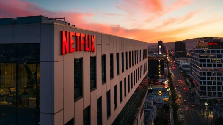 <p><strong>Netflix</strong></p>
