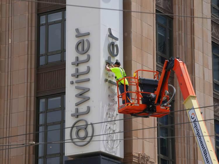 <p><strong>Twitter (X olmadan önce...)</strong></p>
