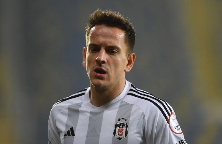 <p>Amir Hadziahmetovic</p>

<p>Beşiktaş</p>

<p>7.5 milyon euro</p>
